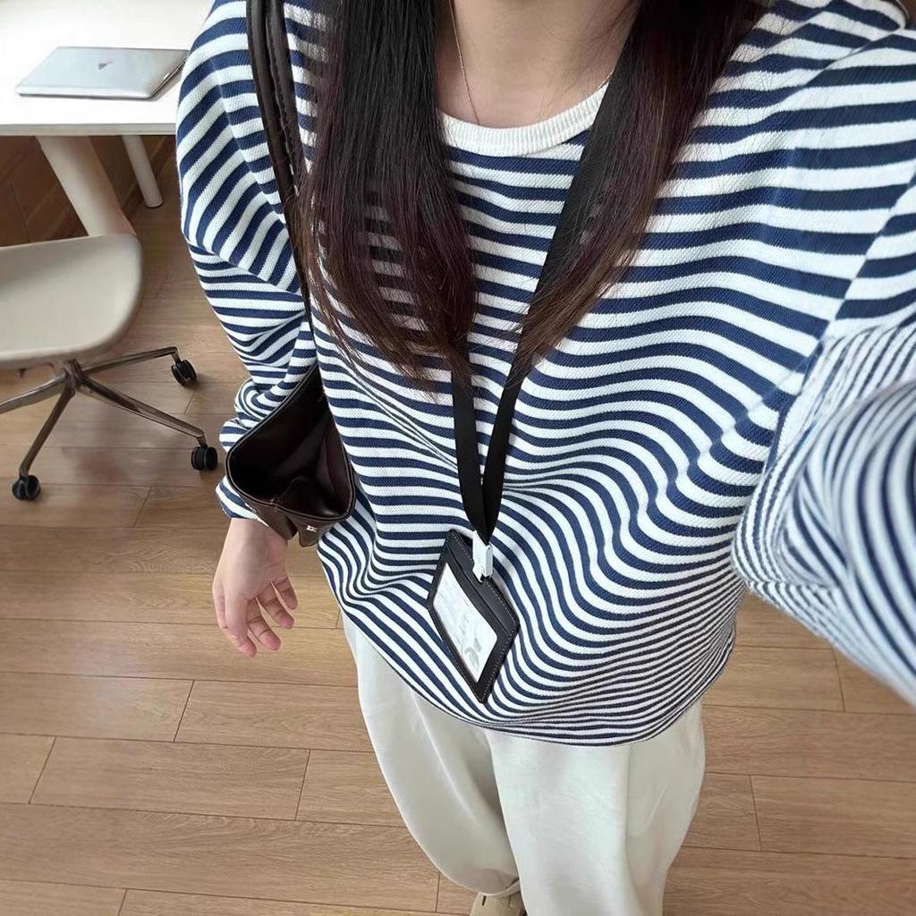 Women's Korean Blue & White Striped Round Neck Hoodie – Chic, Relaxed, Loose Fit for Early Spring