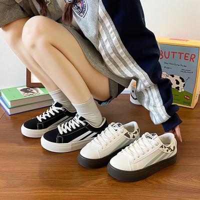 Женская обувь – Кроссовки