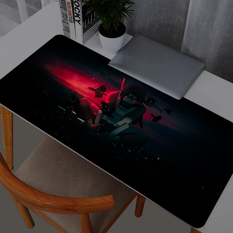 Mouse Pad Anime Naruto Itachi Uchiha Gamer Large Mouse pads XL Tablet Varmilo Keyboard Carpet Kawaii Gaming Accessories Mousepad