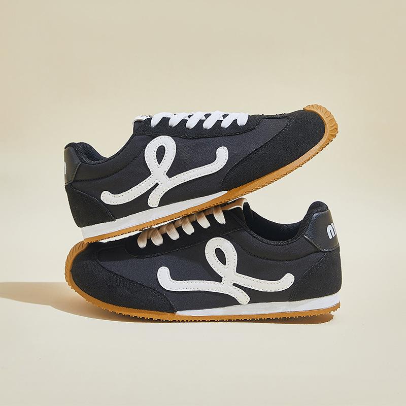 Модная весенняя повседневная обувь женская уличная спортивная обувь дышащая обувь для бега удобные кроссовки для джоггинга и тенниса противоскользящие кроссовки