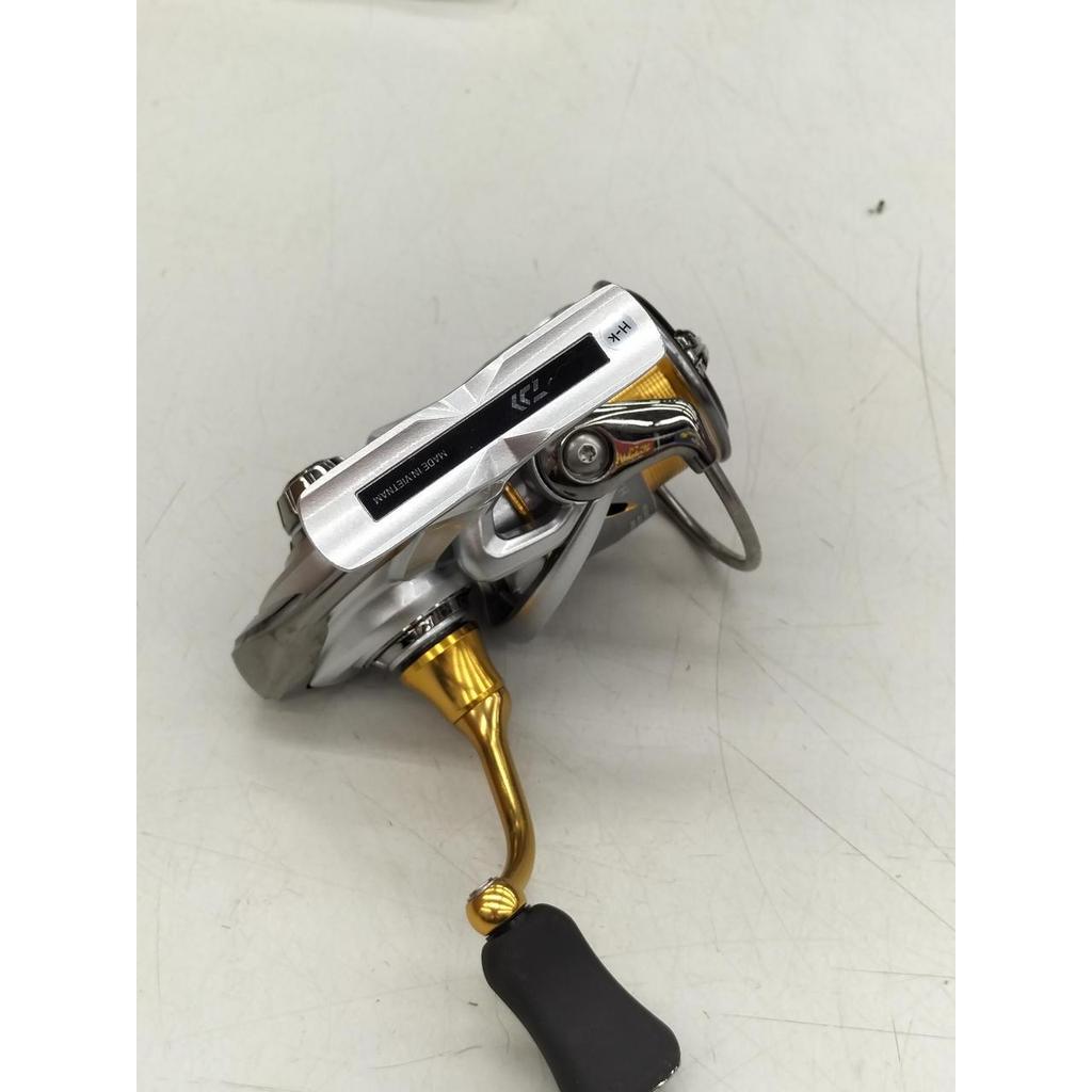 Б/у спиннинговая катушка DAIWA Freems FCLT2000S-XH