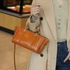Retro First-layer Cowhide Women's Bag, New Genuine Leather Vegetable Tanned Leather, Portable Messenger Bag, Polished Soft Leather, Live Stream.