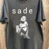 Графическая футболка Sade, Угольная унисекс футболка в ретро-стиле Sade, Репринт KH14682, Унисекс футболка