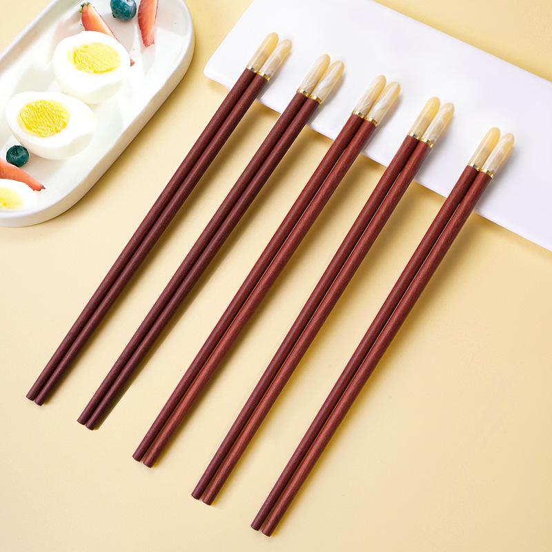 Набор роскошных палочек для еды из имитации нефрита и дерева «куриное крыло»: Антибактериальный, устойчивый к плесени, без лака и воска в подарочной коробке премиум-класса.
