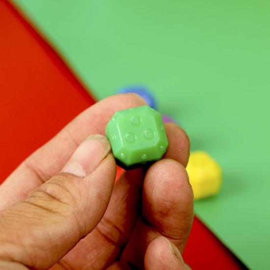 10Pcs Nostalgic Stone Catching Game with Storage Box Hand-Eye Coordination Jacks Stone Kids Adults Family Night Party Traditional Pebble Grabbing Toy