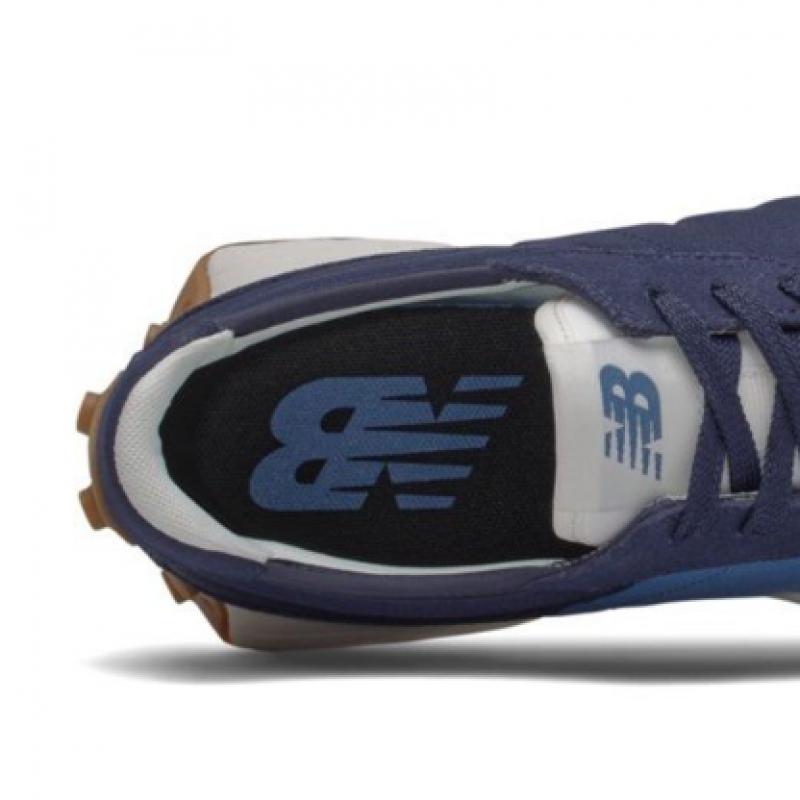 New Balance 327