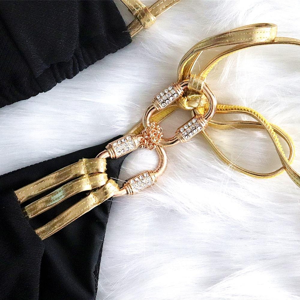 Сексуальный купальник бикини с золотым ремешком и открытой спиной, кристаллами и бриллиантами