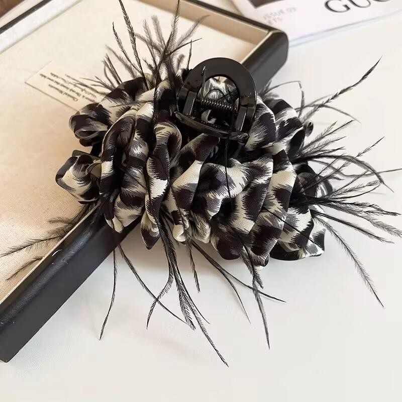 Large Summer Lace Edge Bow Claw Clip Hair Accessory for Women - Multi-Layer Feather Design