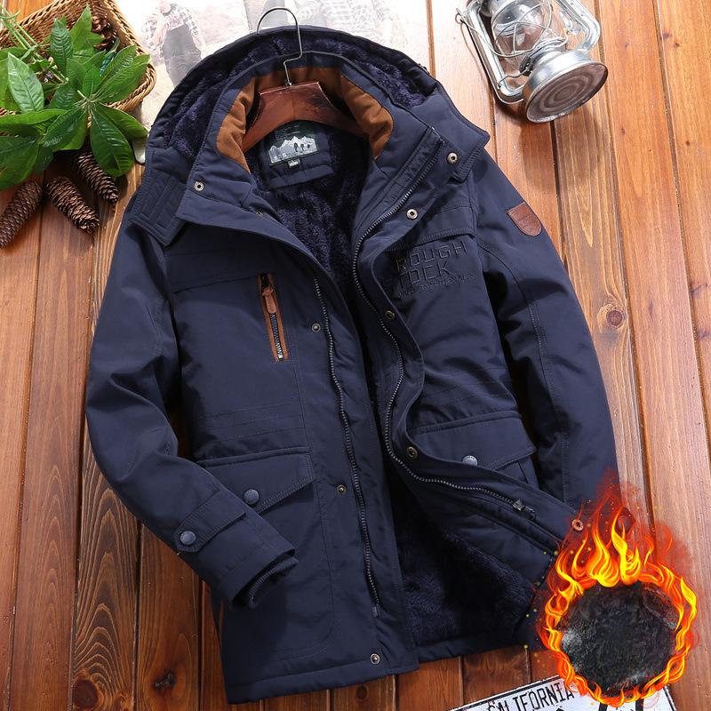 Осень и зима. Новый утолщенный бархатный верх. Свободная повседневная куртка для молодежи и среднего возраста с множеством карманов и капюшоном. Утепленная куртка с хлопковой подкладкой, устойчивая к холоду.