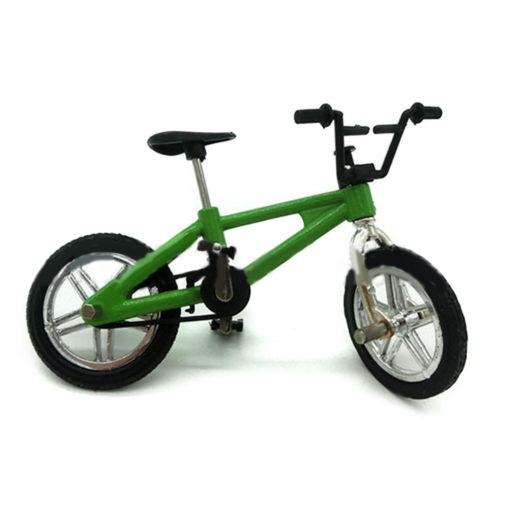 Творческий набор мини-игрушек для пальцев: скейтборд для пальцев/велосипед для пальцев с туфлями, футболки, игрушка для пальцев, самокат для детей и взрослых