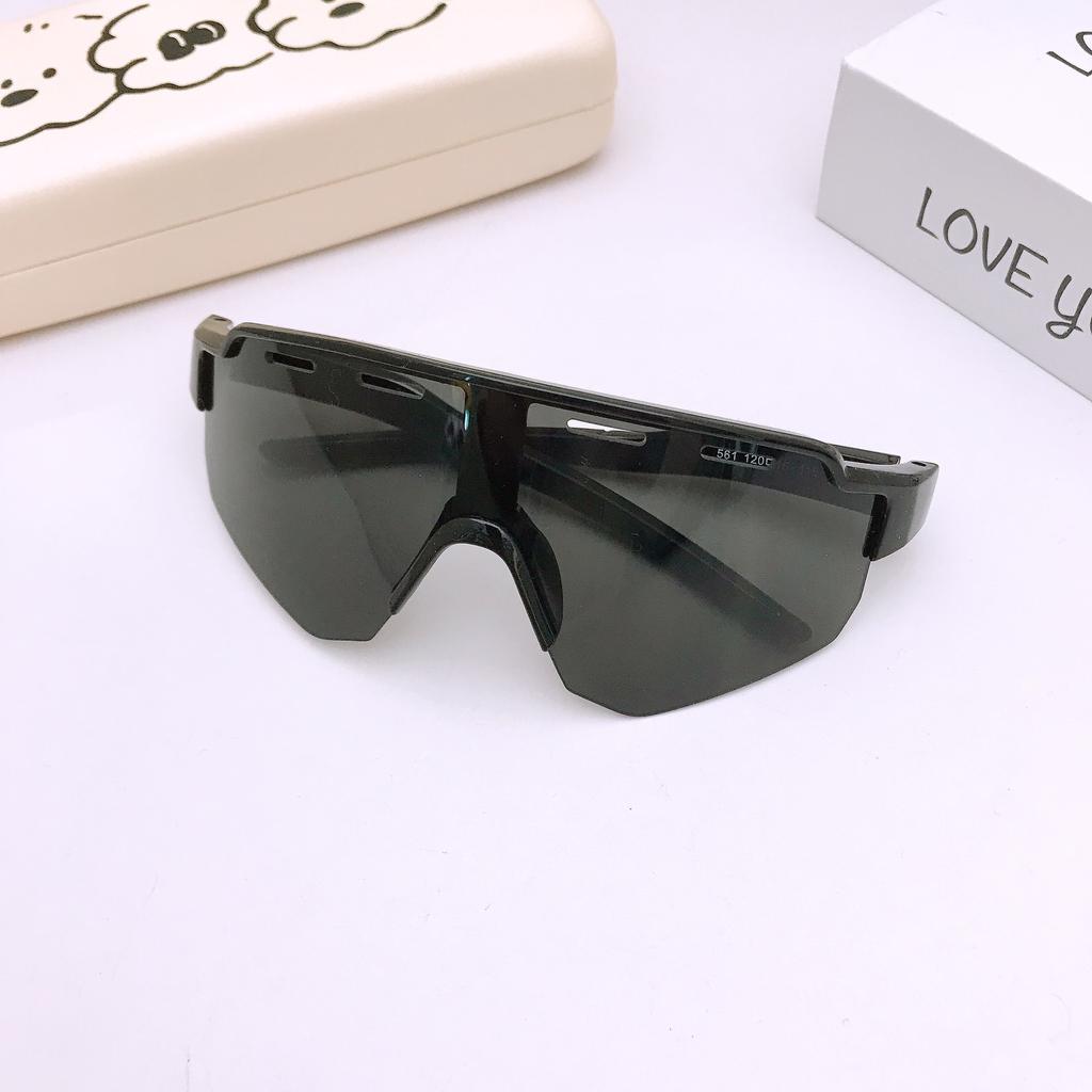 Детские солнцезащитные очки Спортивные лыжные очки с большой оправой Велосипедные ветрозащитные очки Мальчики Анти-ультрафиолетовые красивые солнцезащитные очки