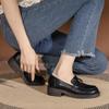 Women's Retro Round-Toe Black Leather Loafers with Metal Buckle: Thick-Heeled, Casual Commuter Shoes for Autumn/Winter.
