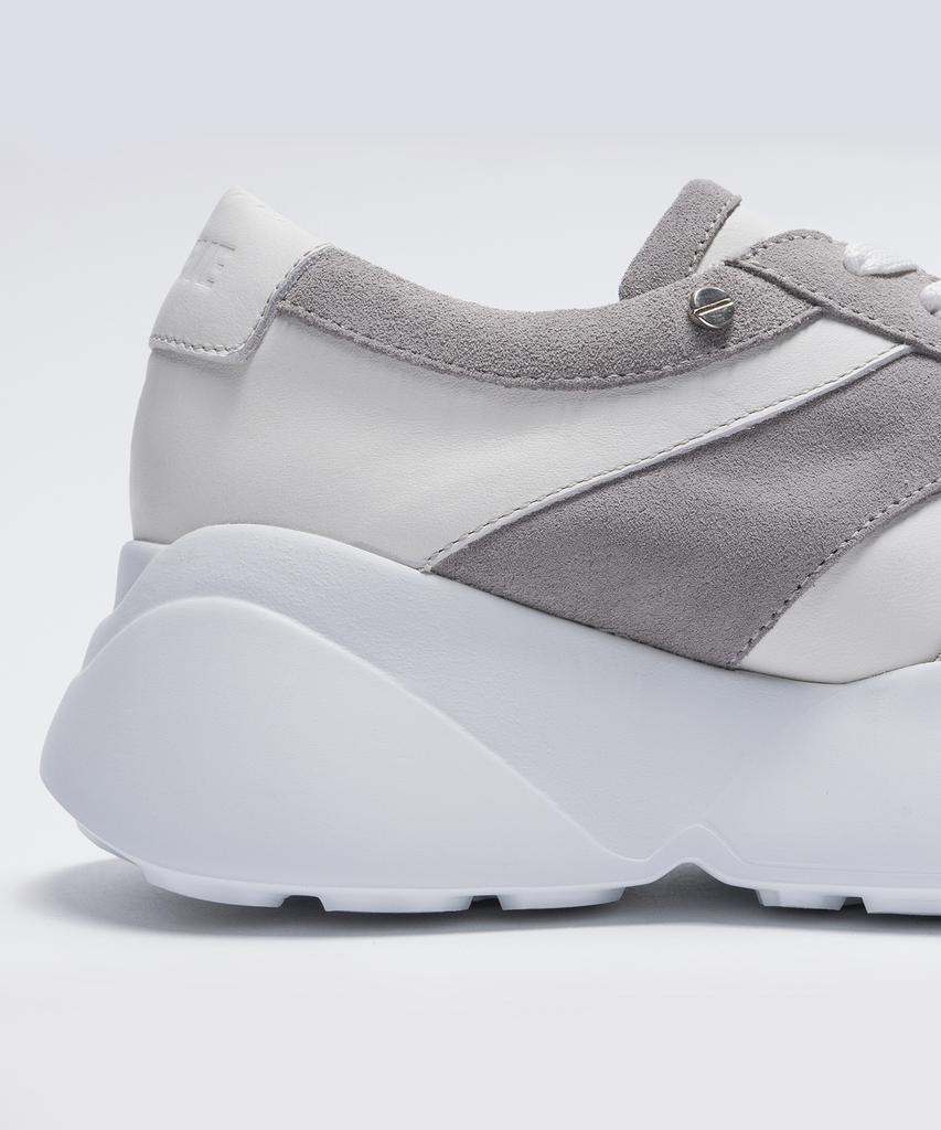 Colleve Alma White/Gray Racer