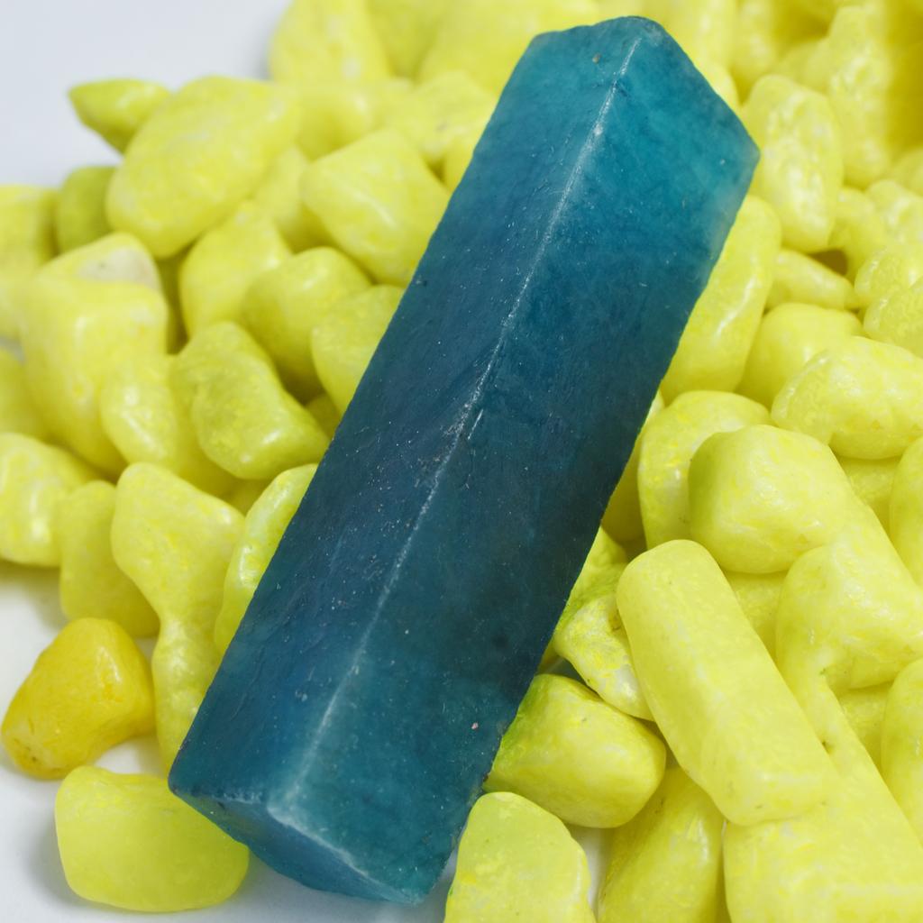 Natural Blue Aquamarine Loose Gemstone 269.15 ct Uncut Rough Raw for Lapidary and Gem Collections