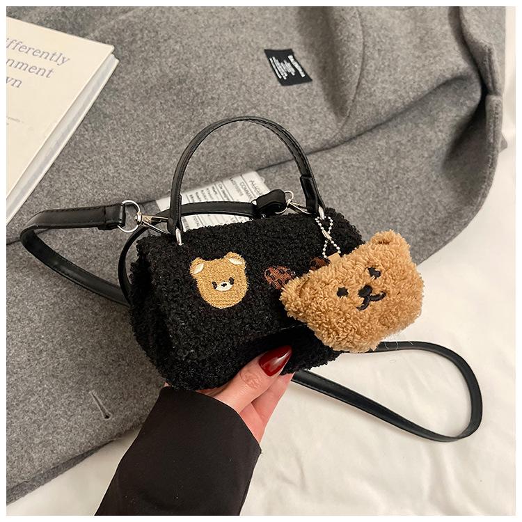 Женская ретро плюшевая сумка-тоут через плечо 2025 - Модная маленькая сумочка для работы и повседневной одежды