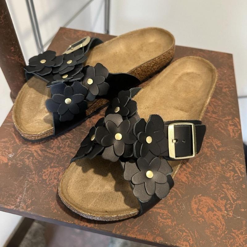 Fashion Sweet Flower Decoration Flat Slippers Women Retro Thick Bottom Cross Tied Slide Sandals Comfort Open Toe Designer Beach Sandals