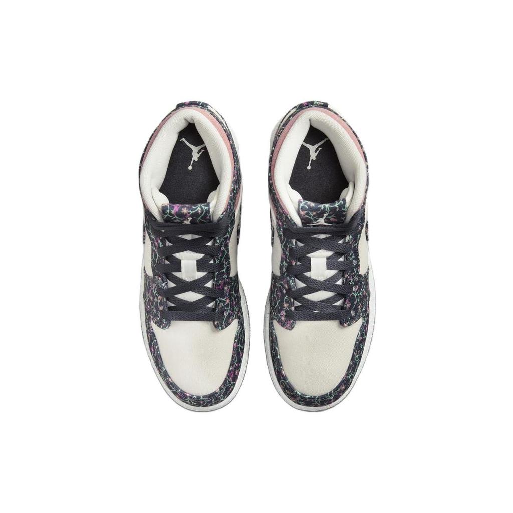 Кроссовки Air Jordan 1 Mid SE GS Floral Kids, черные, антрацитовые, парус FJ3451-001