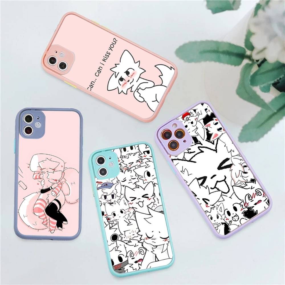 Boykisser Silly Cartoon For IPhone 16 15 14 13 12 11 Pro Max X XS MAX Plus Translucent Black Phone Cover