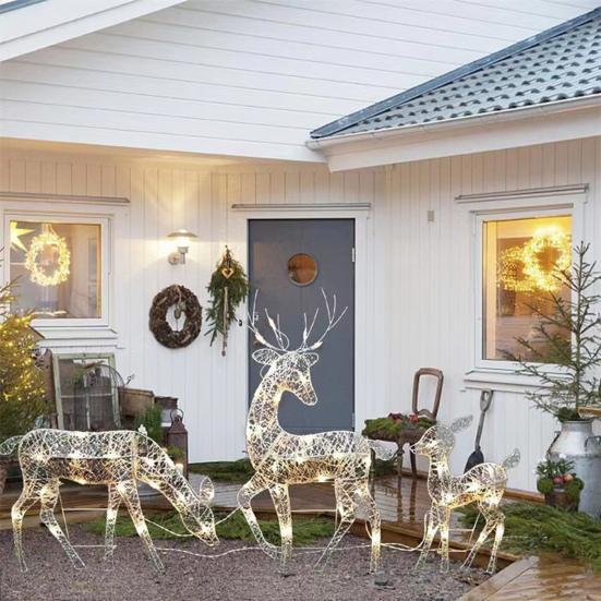 2D LED Lighted Deer Family Figurine Christmas Outdoor Yard Reindeer Light Decoration