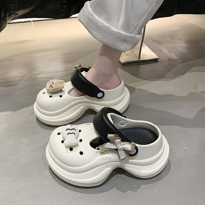 Cute thick-soled Mary Jane hole shoes women's 2025 new height increase summer wear beach non-slip cool slippers women