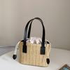Ins Grass Woven Handbag Летняя новая повседневная женская сумка для отдыха с овощной корзиной, контрастная цветная сумка-мессенджер, женская сумка