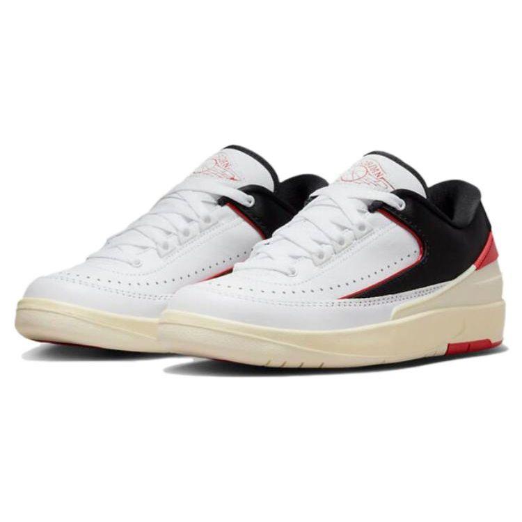 Женские кроссовки Air Jordan 2 Retro Low Chicago Twist Белый Университет-Красный Черный FD4849-106