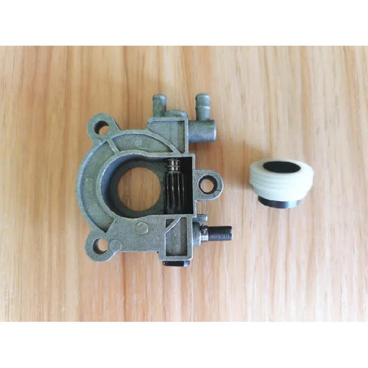 6200 Oil Pump & Worm for Chinese 6200 662 Chainsaw 62CC chain saw parts