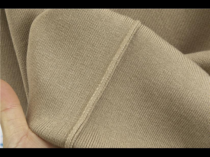 Женский вязаный костюм осень/зима: Комплект из двух предметов: свитер с длинными рукавами и широкие брюки с разрезами