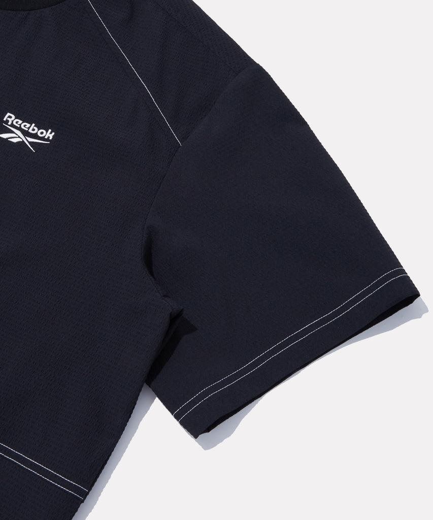 Reebok Ситцевая футболка с коротким рукавом Piste - Черная