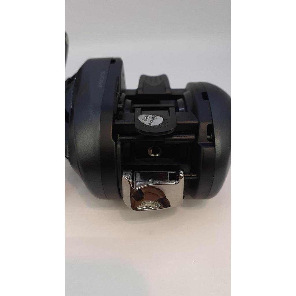 Used SHIMANO 17 EXSENCE DC XG 03735 Bait reel