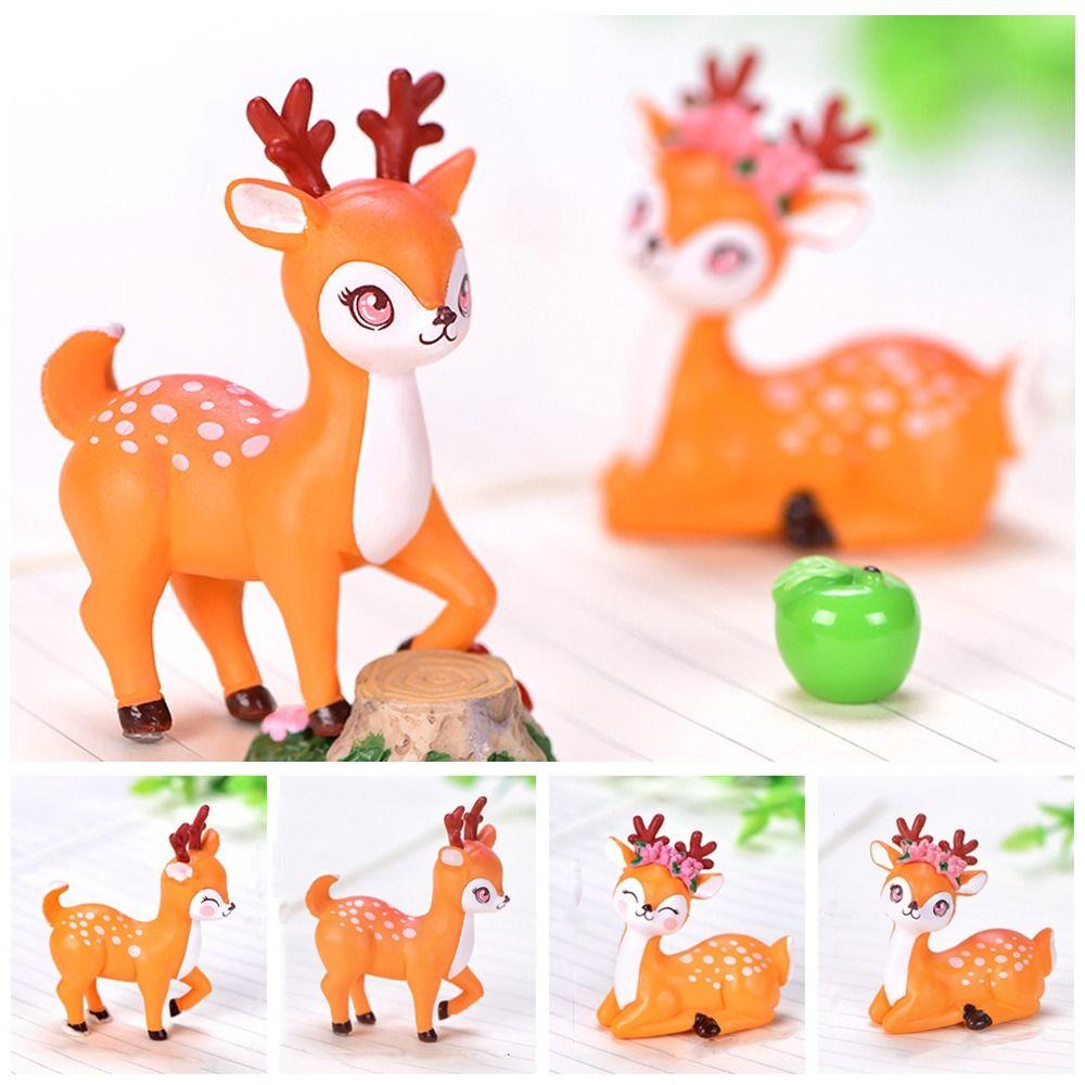 Plastic Cartoon Sika Deer Figurine Delicate Animal Statue Mini Cartoon Sika Deer Ornament  Outdoor