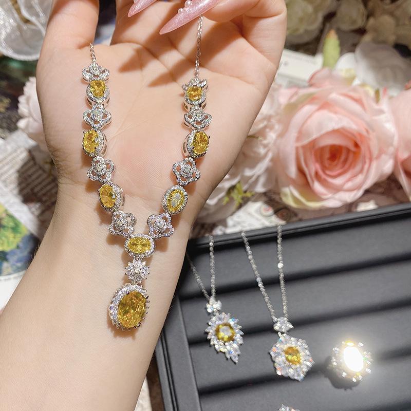 Камелия Французский Яркий Имитация Рубина Свадебный Набор, 18К Полное Бриллиантовое Покрытие Элегантные и Благородные Серьги Открытое Кольцо