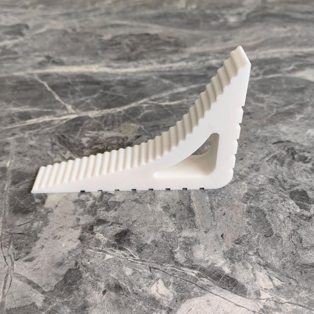 Safety Triangle Door Stopper – Heavy‑Duty Non‑Slip Rubber Wedge with Protective Edge for Home & Office Doors