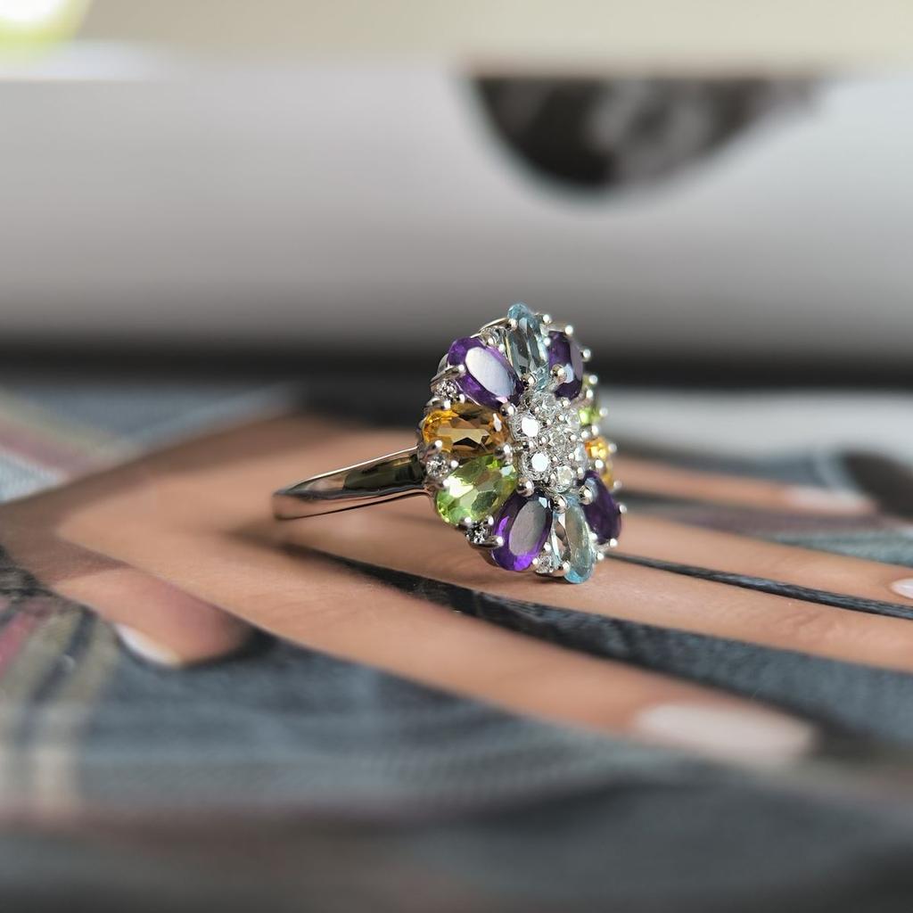 Серебряное кольцо с натуральным аметистом 3.048ct, цитрином, хризолітом, топазом, вес изделия 3,52 гр (2193333)