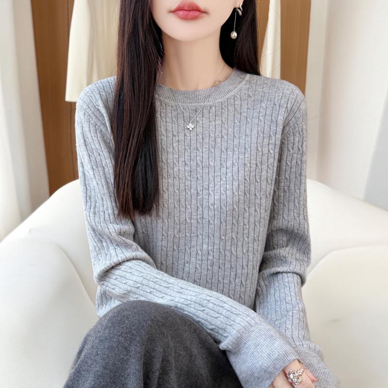 2026 Autumn Women's Round Neck Cable Knit Jacquard Pullover Sweater, Long Sleeve