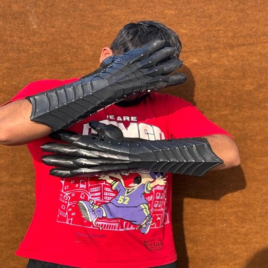 40,64 см Перчатки Nazgul Gauntlet Пара средневековых Темных Рыцарей Лучший Подарок На Хэллоуин Рождество