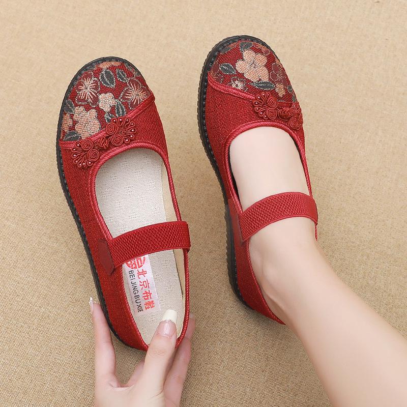 Нескользящая обувь Old Beijing с мягкой подошвой для женщин среднего и пожилого возраста