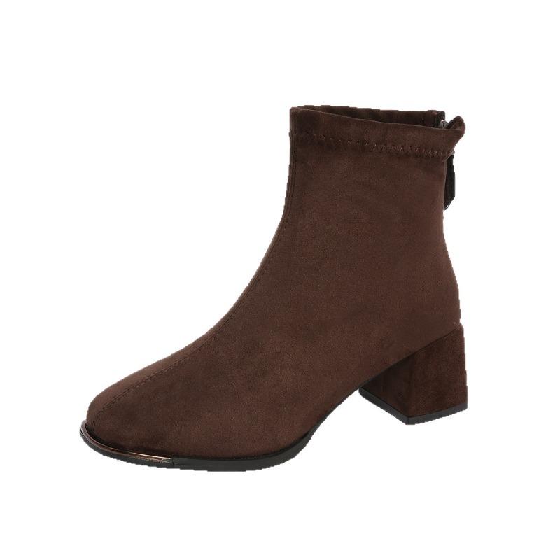 Мартинсы на среднем каблуке с квадратным носком Женские 2025 Зима Новые Стройнящие Большого размера Модные ботинки