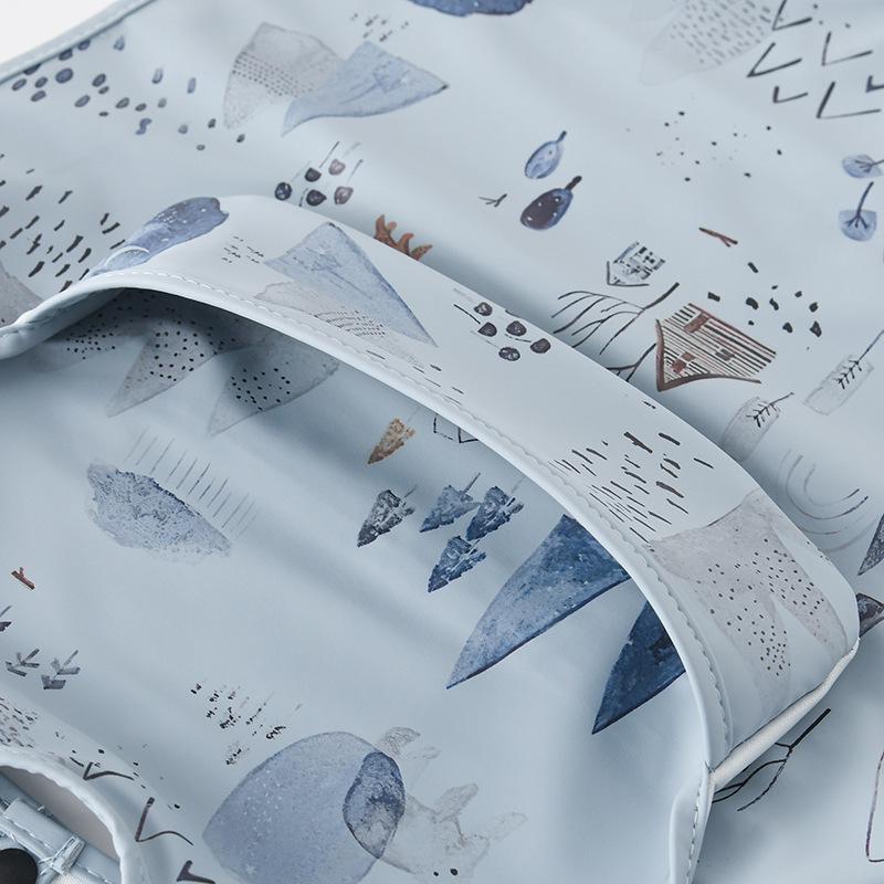 Korean-Style Reversible Sleeveless Baby Bib: Waterproof & Anti-Dirty for Feeding