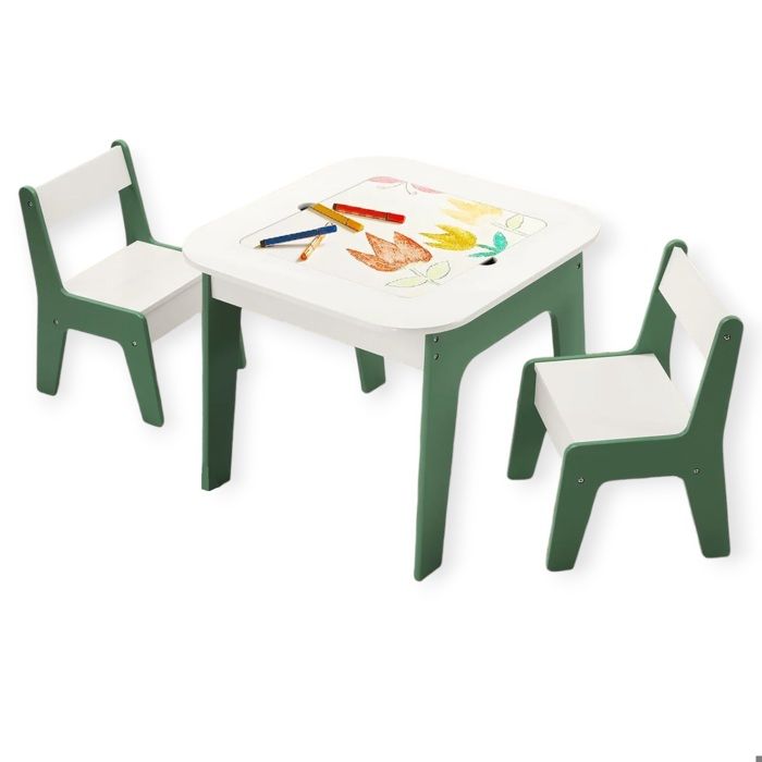 GINGER HOME Table Enfant 4 en 1 avec 2 Chaises – Plateaux Réversibles, Tableau Noir & Blocs type LEGO – Design FOREST