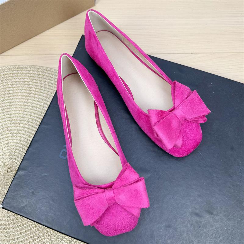 Модная женская обувь на плоской подошве 2025 Весна-Осень Новая Мелкий Бант Квадратный Носок Рабочая Обувь Плоская Большой Размер Женская Обувь Лоферы