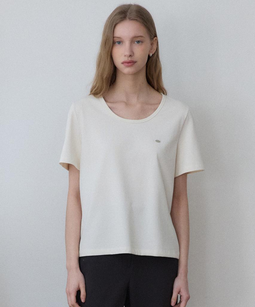 OURHOPE Logo Silky U-Neck T-Shirt - Cream
