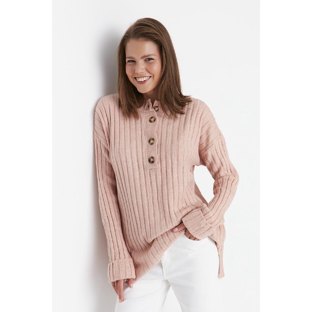 Трикотаж в рубчик с сиреневым воротником на пуговицах Tctaw23ak00035