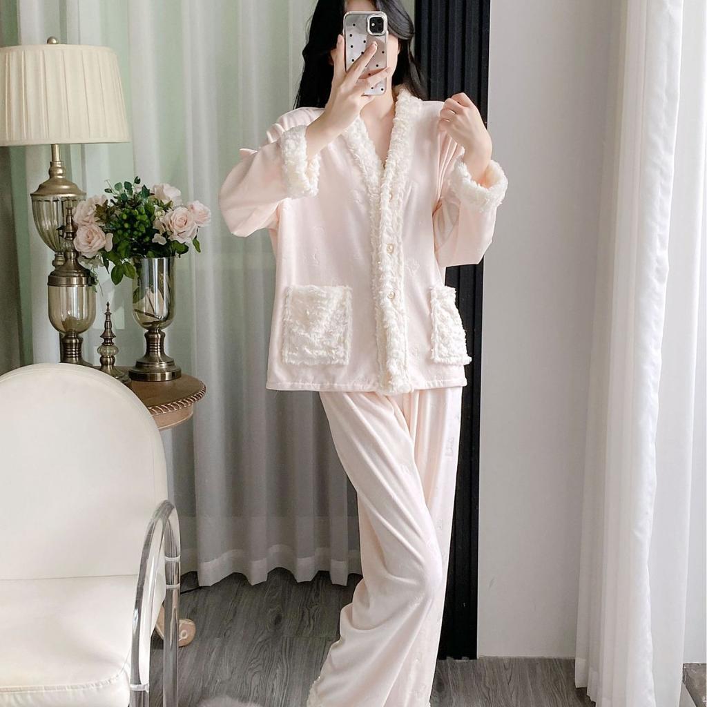 Island fleece pajamas for women, new autumn and winter trendy fine velvet, high aesthetic value, Japanese style elegant plush outerwear, loungewear