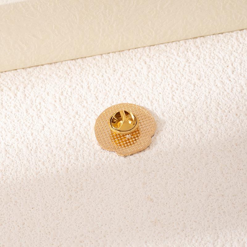 Super Mario Mushroom Brooch Cartoon Game Merchandise Badge Creative Personality Pin Creative Medal