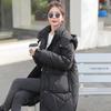 Женское хлопковое пальто средней длины с капюшоном - Зима 2023, Свободный крой, Плотное, Длиной ниже колена, Куртка большого размера