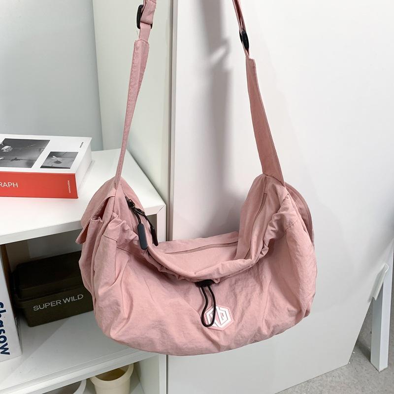 Japanese Simple Messenger Bag Women'S Autumn And Winter Leisure Large-Capacity Dumpling Bag Class Bag Commuter Shoulder Bag