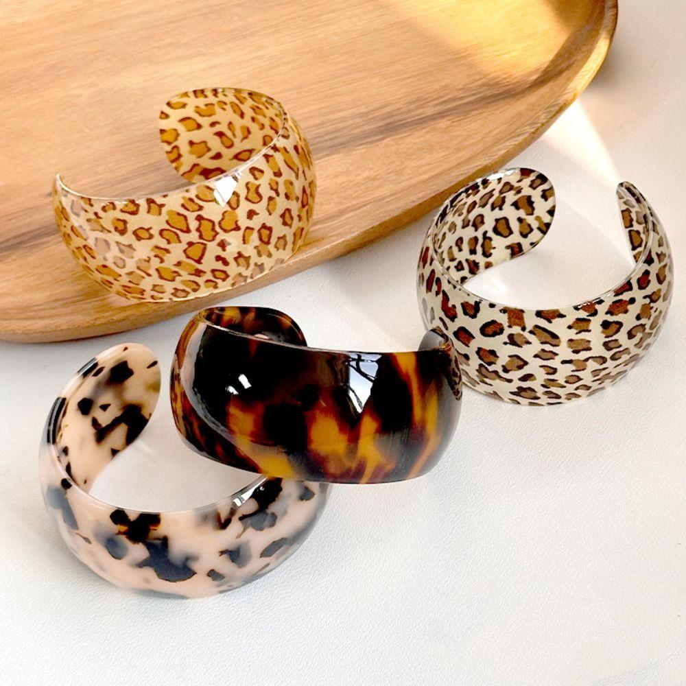 Fashionable Resin Bangle Temperament Exaggerated Bracelet Creative Wide Open Bangle Decoration