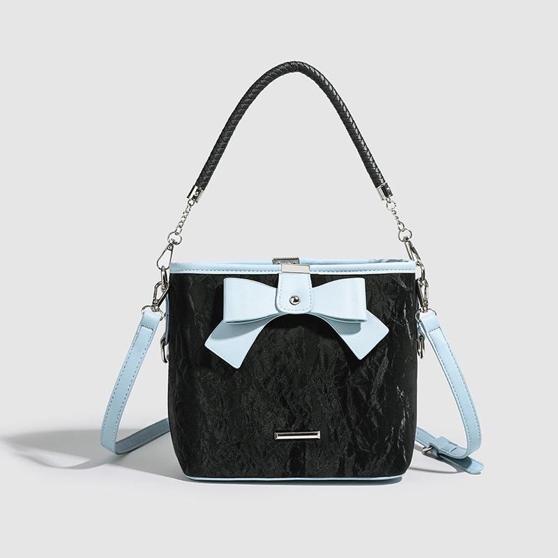 Niche Design Commuter Shoulder Bag All Crossbody Bag Fashion Retro Bow Bucket Bag Woman