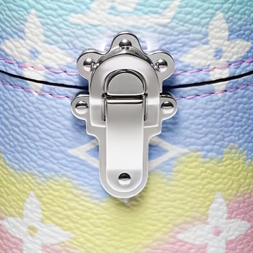 Louis Vuitton Lv Escale Серебряная латунная пряжка Монограммный холст Дорожная сумка для хранения Унисекс Дорожные сумки Розовый Мультиколор LS0383